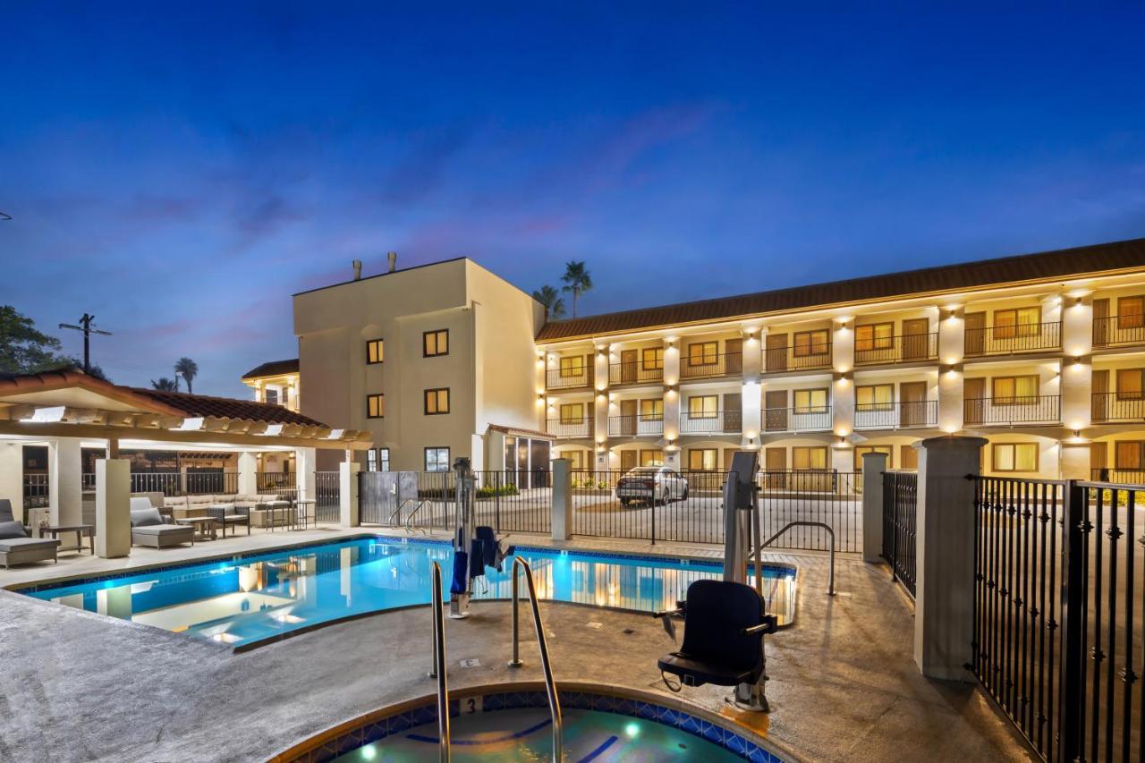 Hotel Huntington Duarte Dış mekan fotoğraf