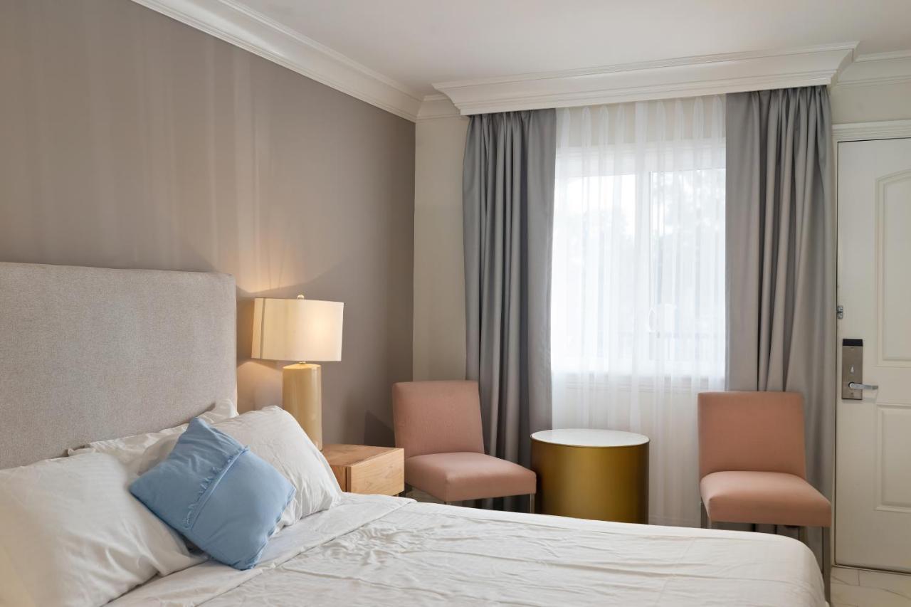 Hotel Huntington Duarte Dış mekan fotoğraf