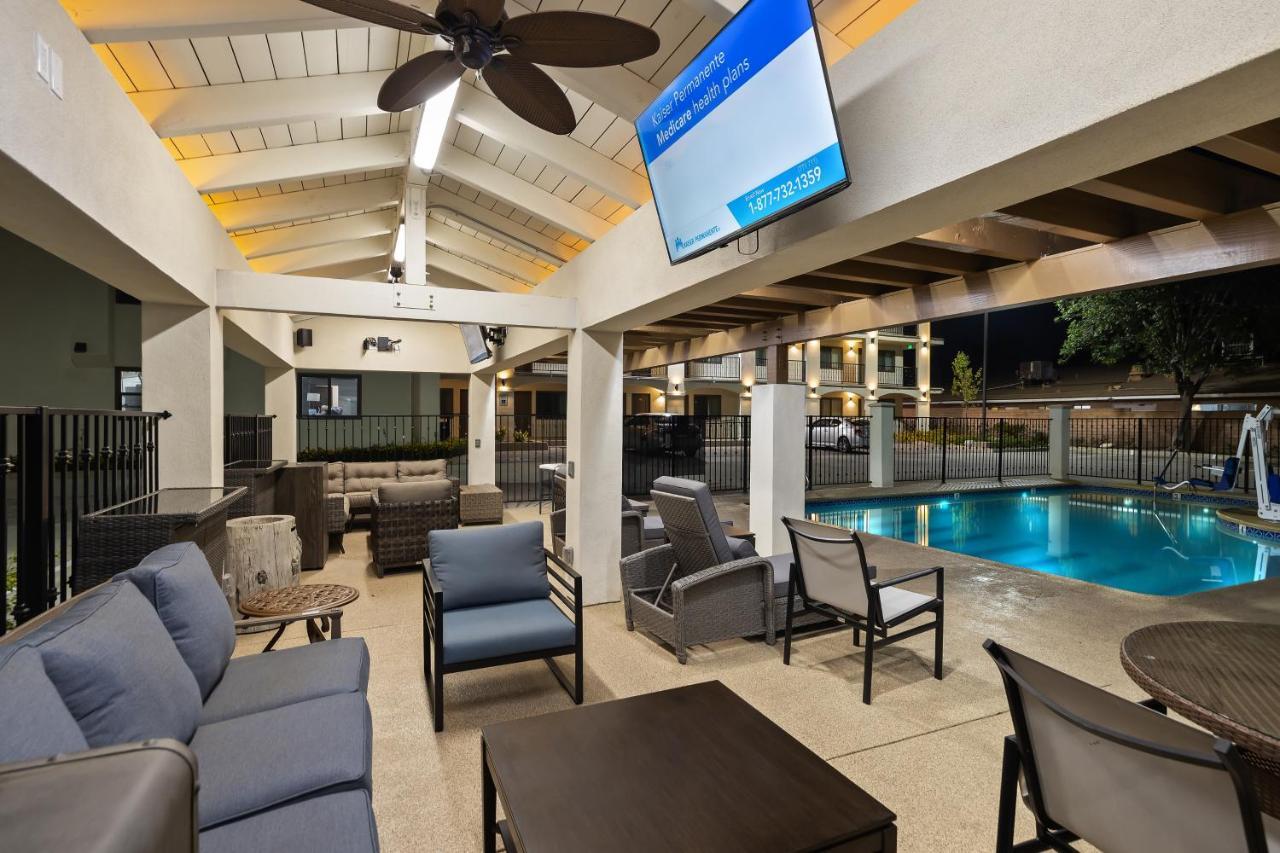 Hotel Huntington Duarte Dış mekan fotoğraf